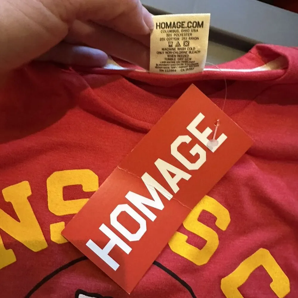 Homage Kansas City Chiefs Red Throwback Helmet Short Sleeve Shirt Mens Large NWT - Picture 9 of 16